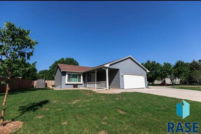 4409 S Holbrook Ave Avenue, Sioux Falls, SD 57106