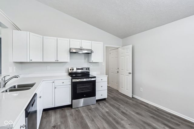 12250 Longstraw Drive, Indianapolis, IN 46236