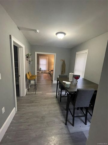 98 Oak Street 96-98, Walden, NY 12586
