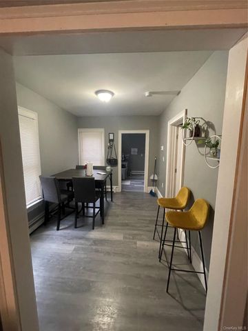98 Oak Street 96-98, Walden, NY 12586