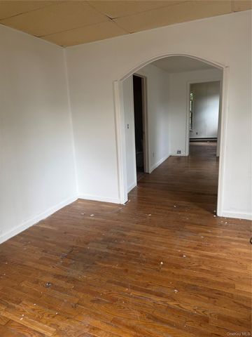 98 Oak Street 96-98, Walden, NY 12586