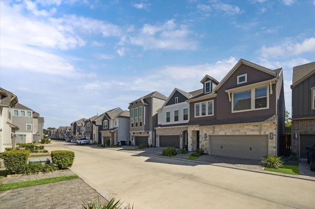 10961 Hewitt Cliff Lane, Houston, TX 77043