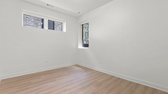 1801 W Grand Avenue 201, Chicago, IL 60622