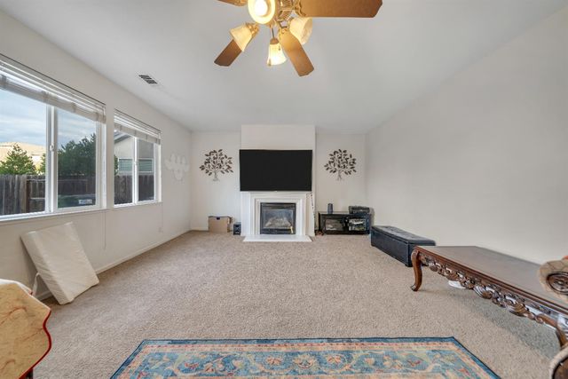 2841 BLUE OAK Ct, Turlock, CA 95382