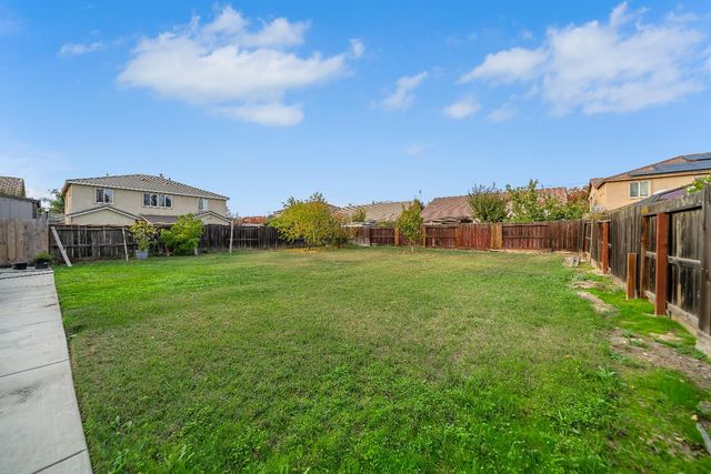 2841 BLUE OAK Ct, Turlock, CA 95382