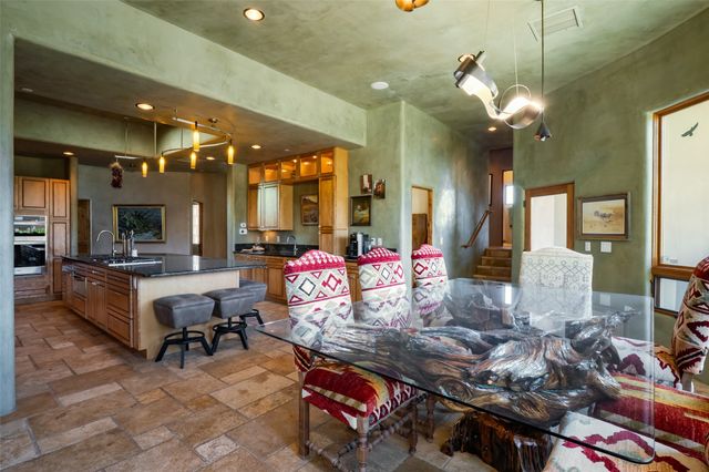 22 Tierra Monte NE, Albuquerque, NM 87122