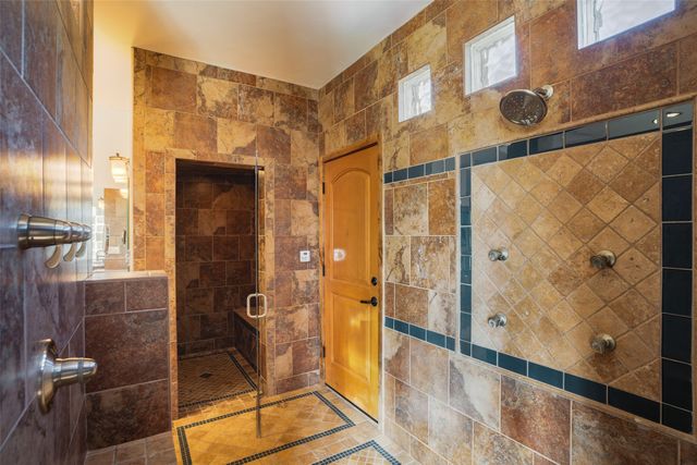 22 Tierra Monte NE, Albuquerque, NM 87122