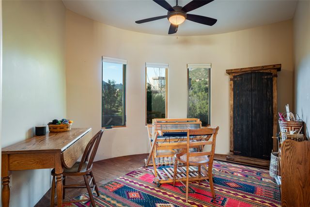 22 Tierra Monte NE, Albuquerque, NM 87122