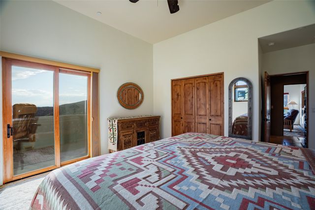 22 Tierra Monte NE, Albuquerque, NM 87122