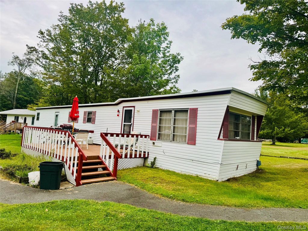 103 Murphy Rd 86, Woodbourne, NY 12788