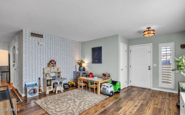 2302 E PARAISO Drive, Phoenix, AZ 85024