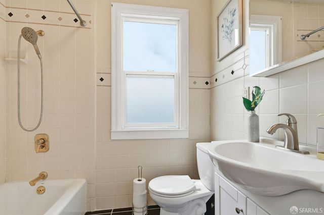 29 Tucker Avenue, San Francisco, CA 94134