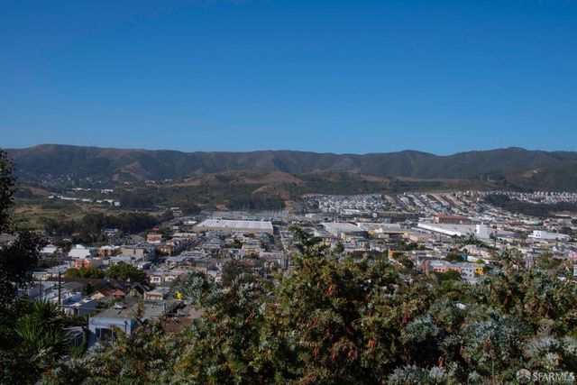 29 Tucker Avenue, San Francisco, CA 94134