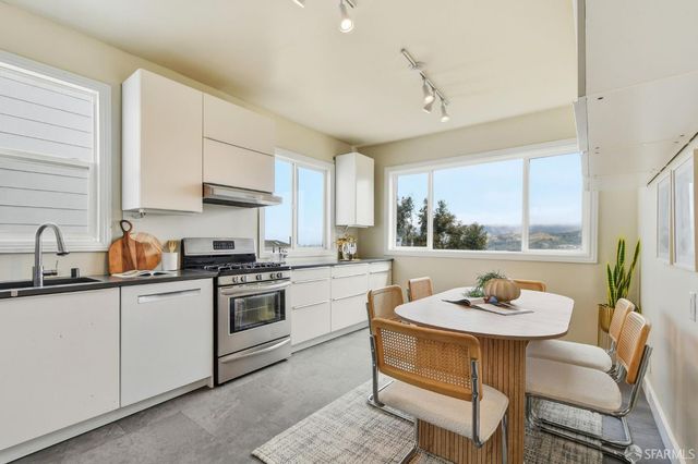 29 Tucker Avenue, San Francisco, CA 94134
