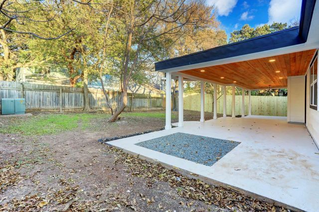 2902 Jorwoods DR, Austin, TX 78745