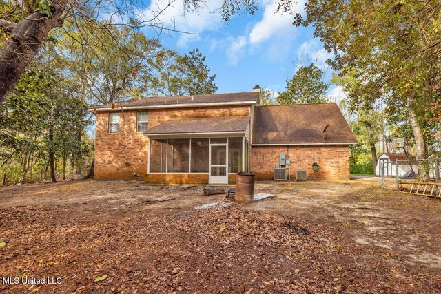 3300 N 1st Street, Ocean Springs, MS 39564