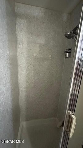 252 SHADOW MOUNTAIN Drive F1, El Paso, TX 79912