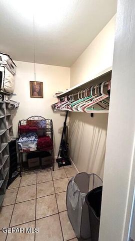 252 SHADOW MOUNTAIN Drive F1, El Paso, TX 79912