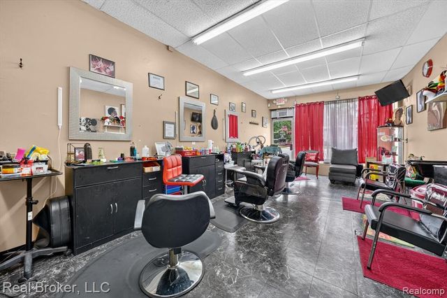 22713-22715 Plymouth Road, Redford, MI 48239