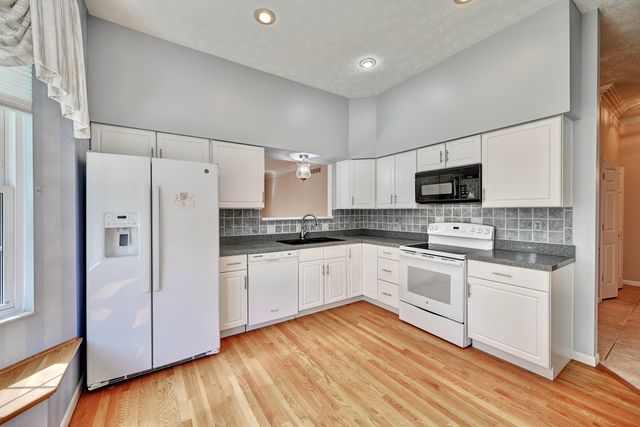 10800 Doral Court, Union, KY 41091