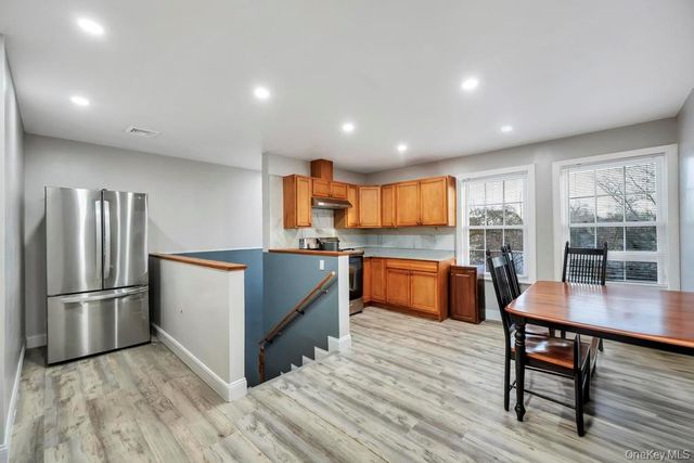 69 E 8th Street, Huntington Station, NY 11746