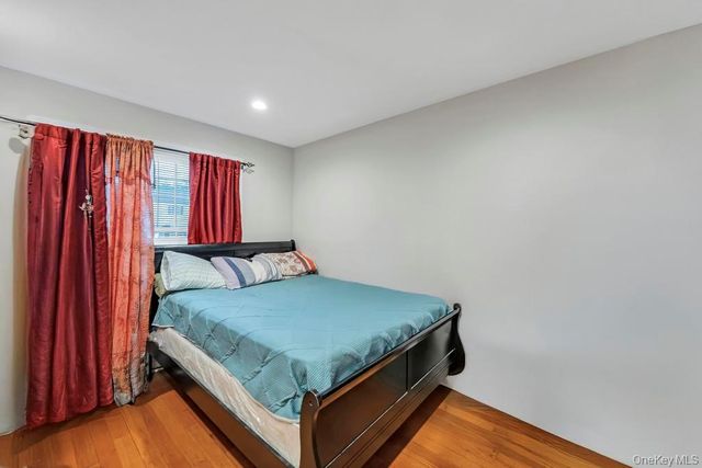 69 E 8th Street, Huntington Station, NY 11746