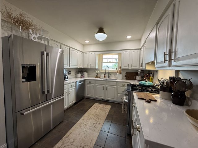 203 Pebble Beach Drive, Harrison, AR 72601