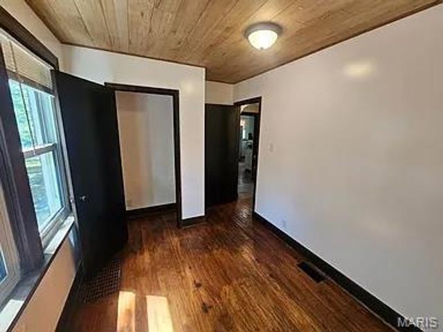10071 Diamond Drive, Riverview, MO 63137