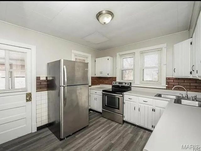 10071 Diamond Drive, Riverview, MO 63137