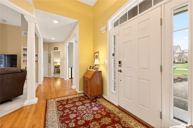 32 Crosswinds Circle, Perinton, NY 14450