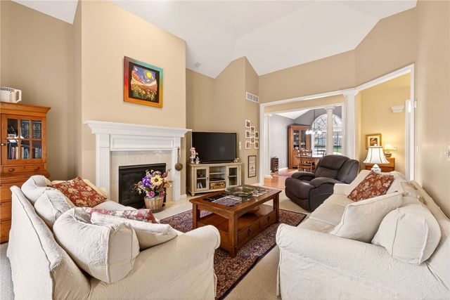 32 Crosswinds Circle, Perinton, NY 14450