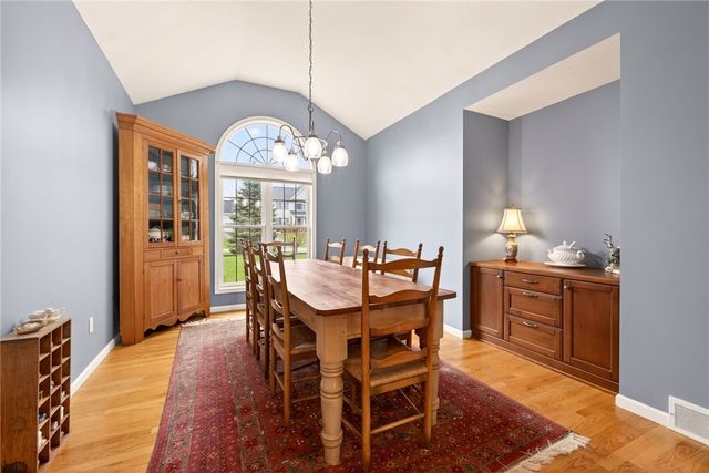 32 Crosswinds Circle, Perinton, NY 14450