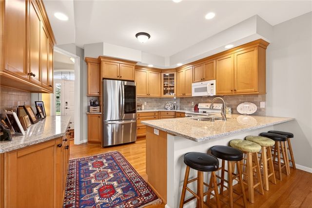 32 Crosswinds Circle, Perinton, NY 14450