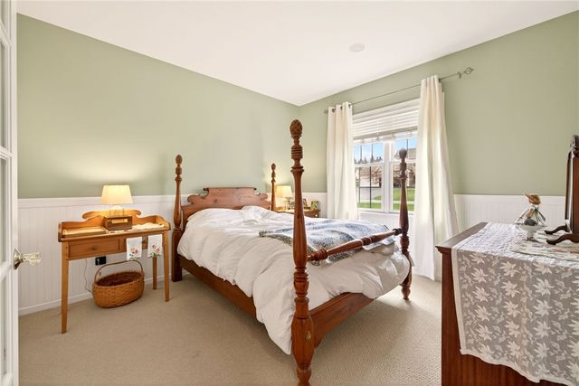 32 Crosswinds Circle, Perinton, NY 14450