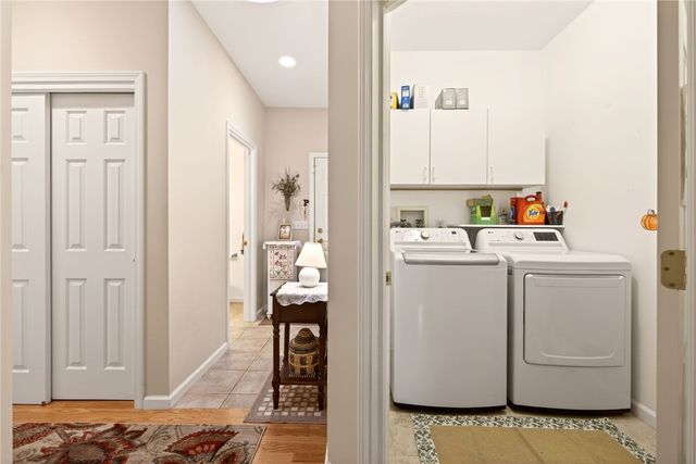 32 Crosswinds Circle, Perinton, NY 14450