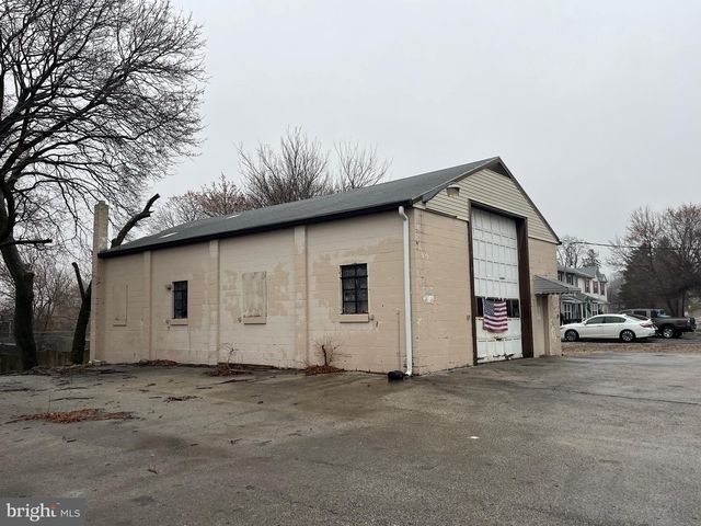 530 TAYLOR ST, Phoenixville, PA 19460