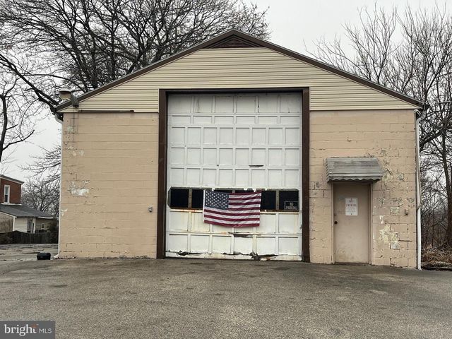 530 TAYLOR ST, Phoenixville, PA 19460