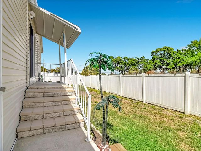 452 PAR DRIVE, Frostproof, FL 33843