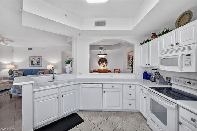 20944 Island Sound CIR 305, Estero, FL 33928