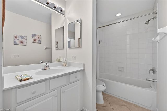 20944 Island Sound CIR 305, Estero, FL 33928