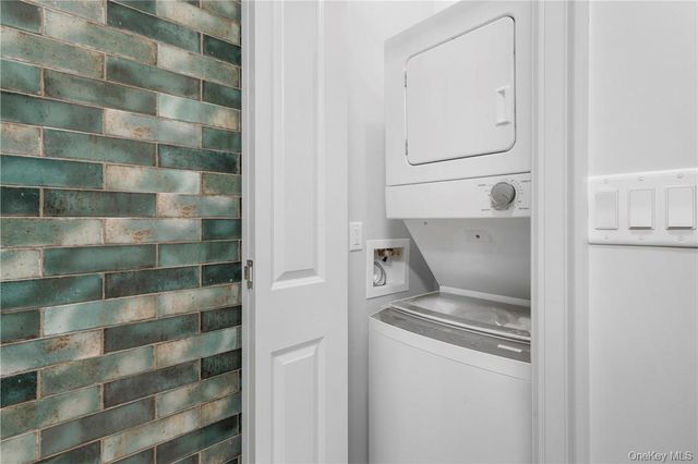 26 East Parkway 17, Scarsdale, NY 10583