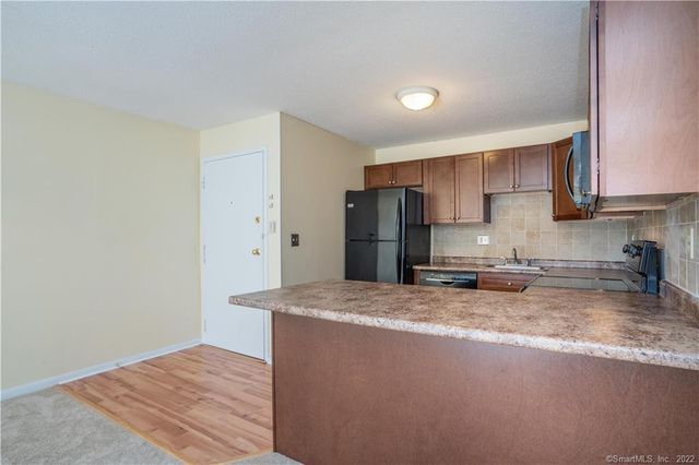 1401 Harbor View Drive 1401, Rocky Hill, CT 06067