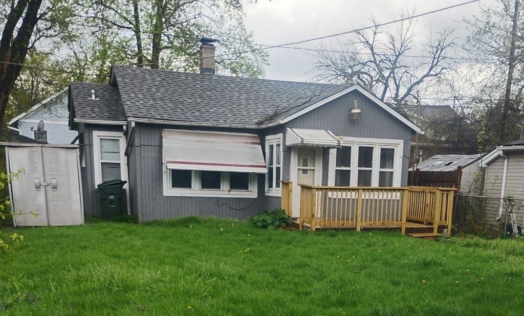 13816 Park Avenue COACH, Dolton, IL 60419