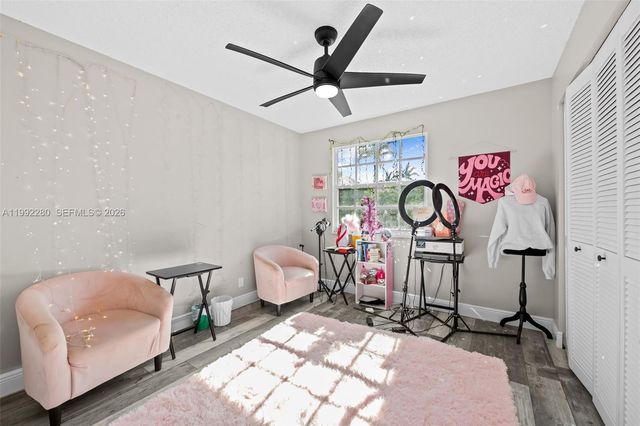 10997 Long Boat Dr, Cooper City, FL 33026