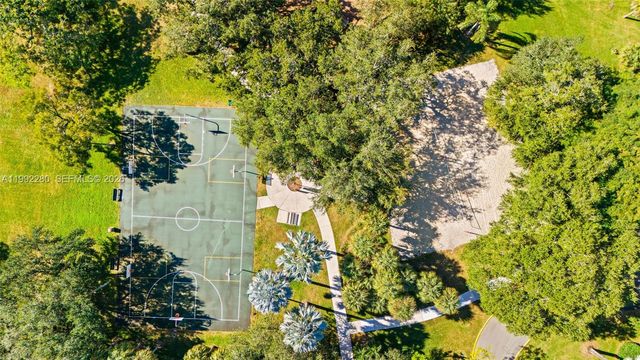 10997 Long Boat Dr, Cooper City, FL 33026