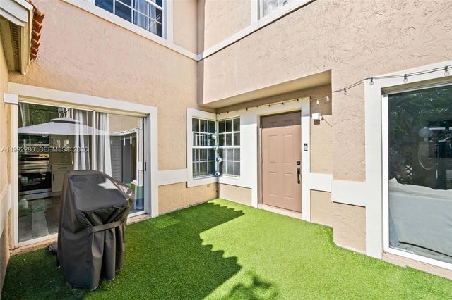 10997 Long Boat Dr, Cooper City, FL 33026