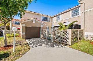 10997 Long Boat Dr, Cooper City, FL 33026