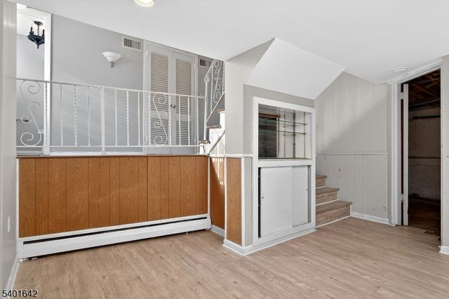 569 Scotland Rd, Union Twp., NJ 07083