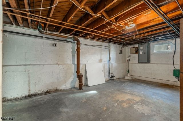 569 Scotland Rd, Union Twp., NJ 07083