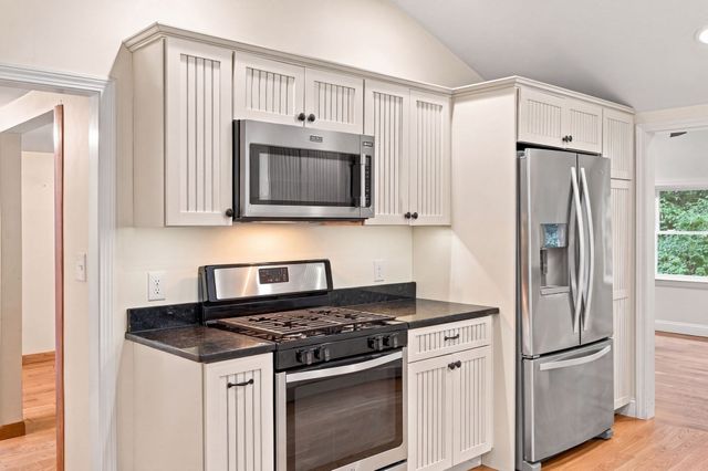 154 Herrick Road, Boxford, MA 01921